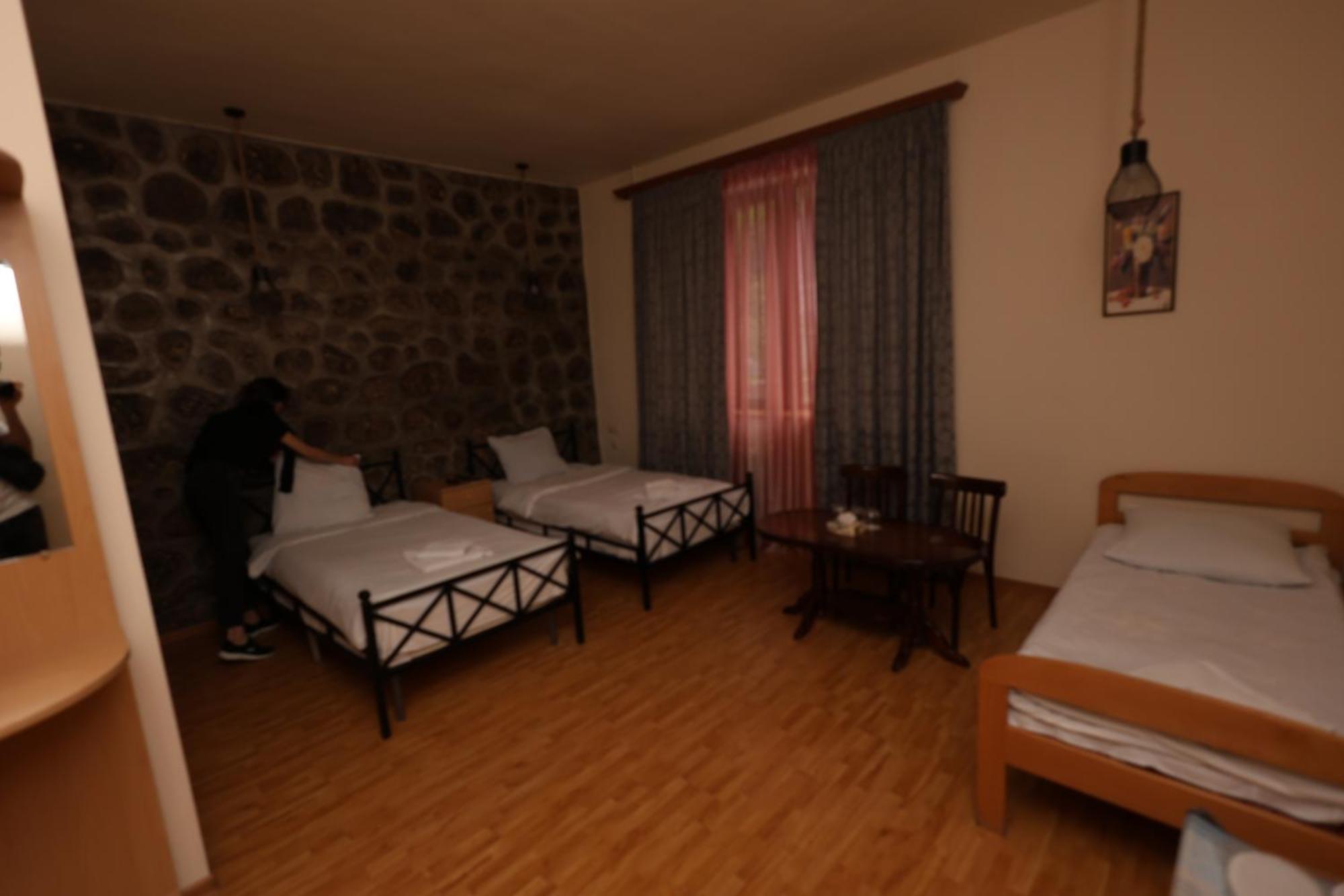Yeghevnut Hotel غوريس المظهر الخارجي الصورة