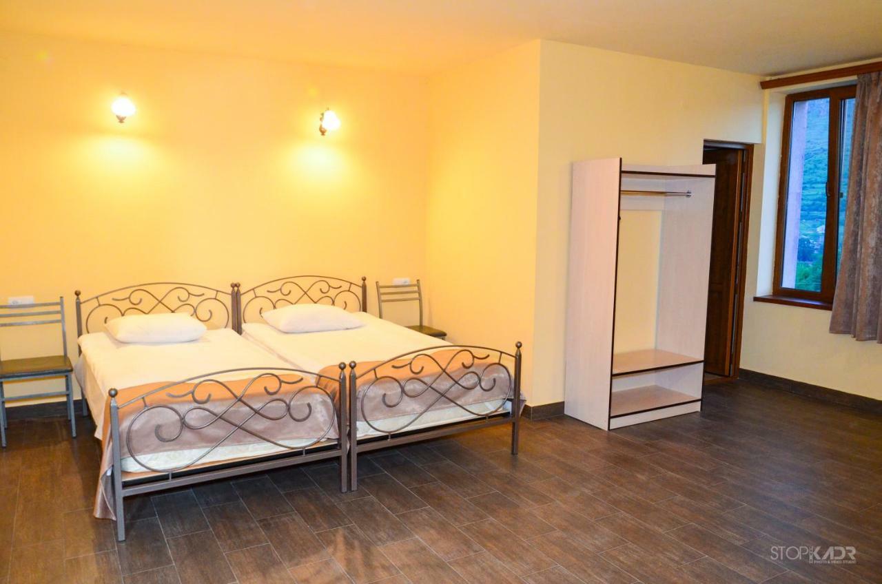 Yeghevnut Hotel غوريس المظهر الخارجي الصورة
